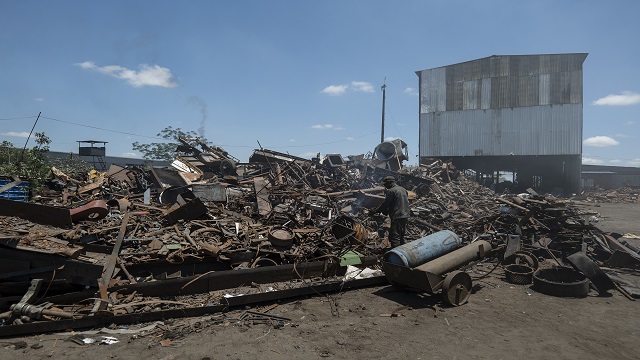 چگونگی فروش ضایعات آهن به کارخانه